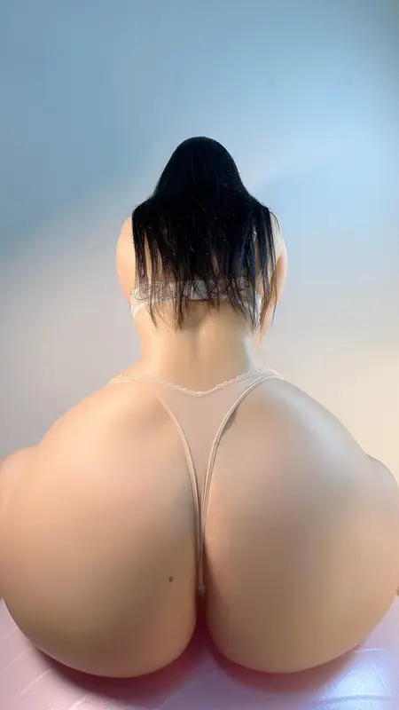 俏妞qiaoniuTT – NO.061 瑜伽裤消失术 9
